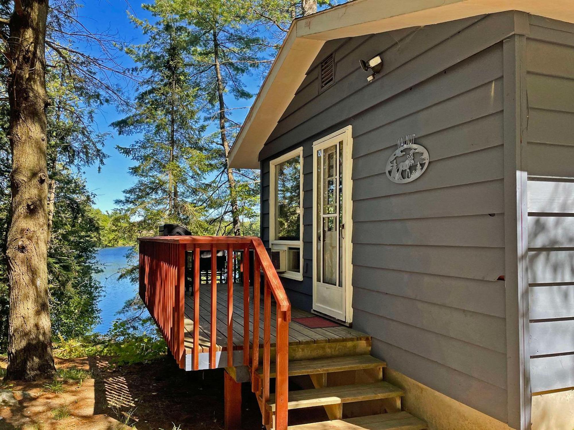 The Grand Tappattoo Resort, Ascend Hotel Collection Otter Lake Екстериор снимка
